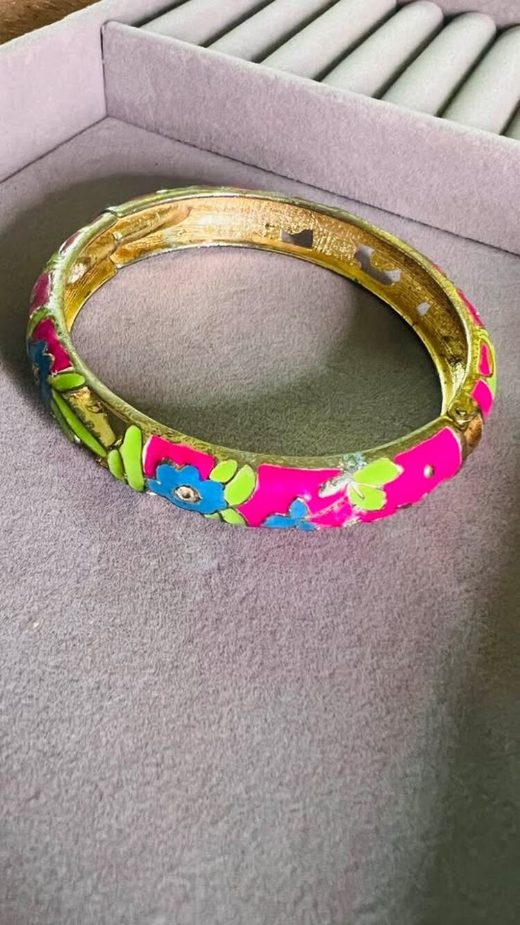 Vintage Floral Enamel Hinged Bangle Bracelet